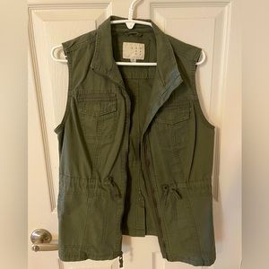 Green layering vest